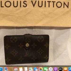 Authentic LV short wallet